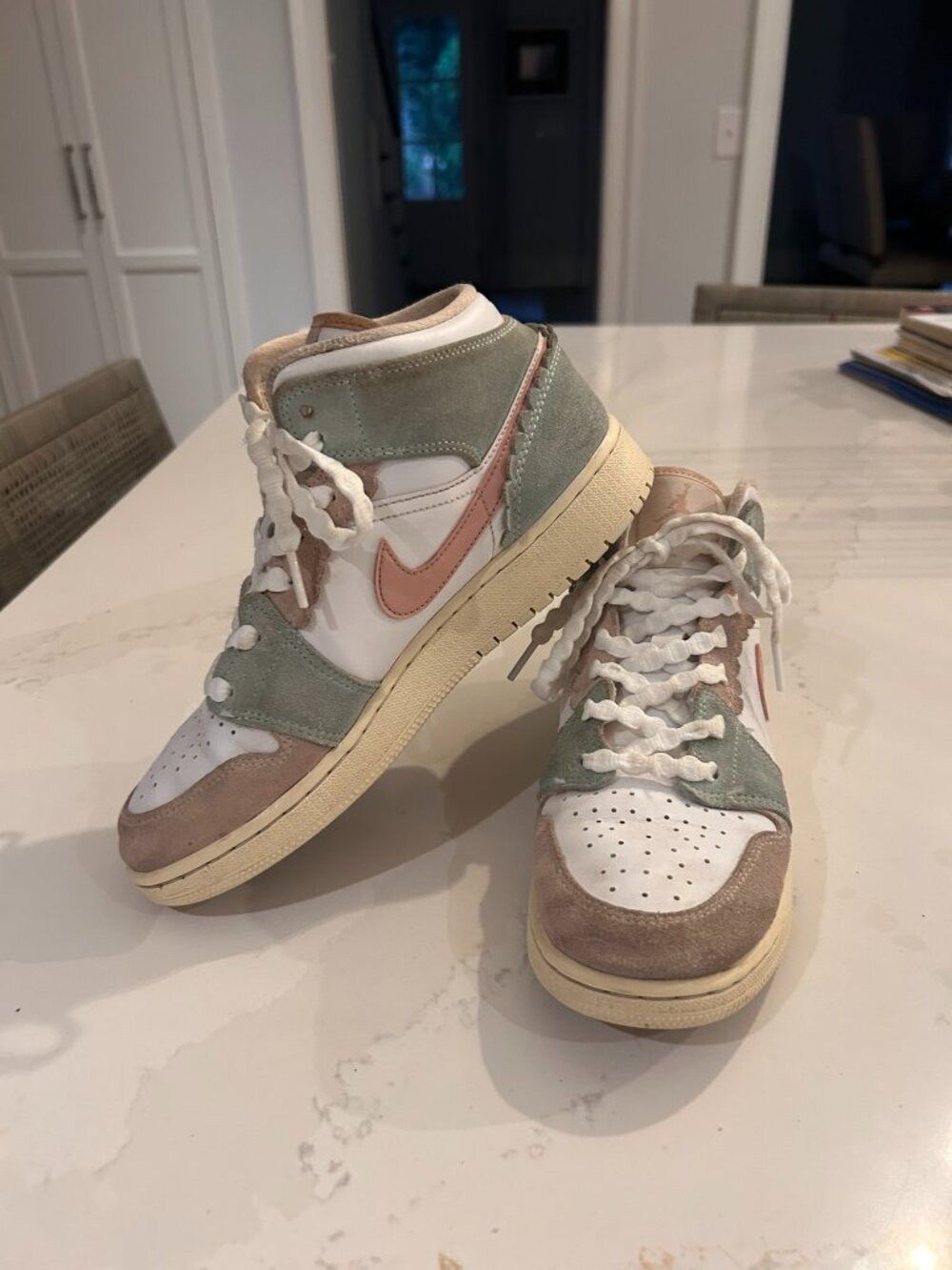 Air Jordan 1 Mid SE Pink Oxford Jade Ice, Sz 7Y